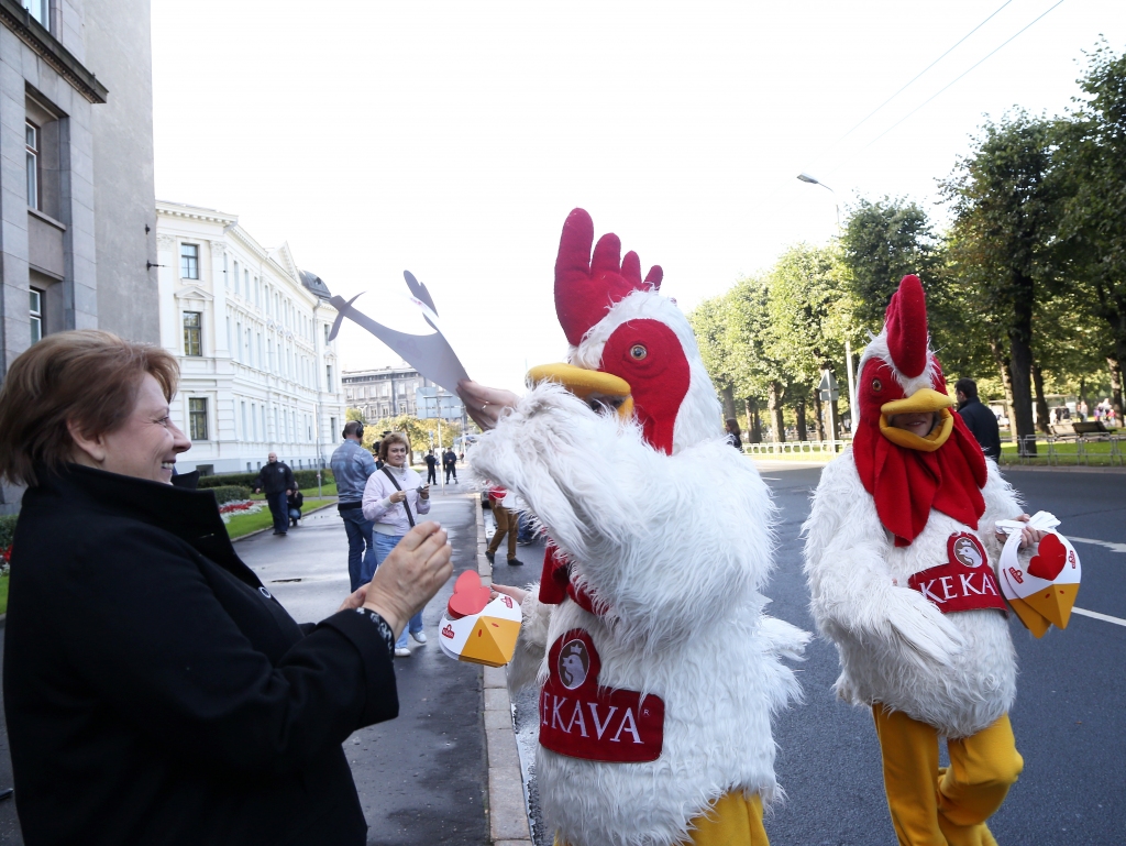 FOTO: Latvijas labumu parāde un tirdziņš
