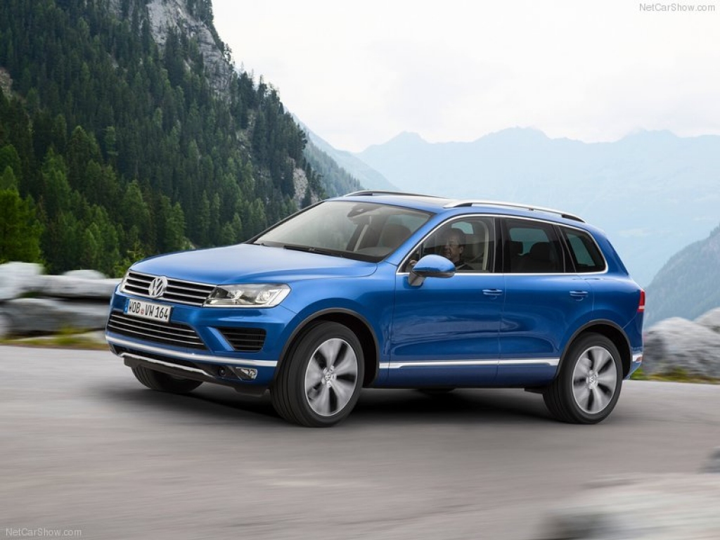 Uzlabotais VW Touareg - vairāk hroma un asuma