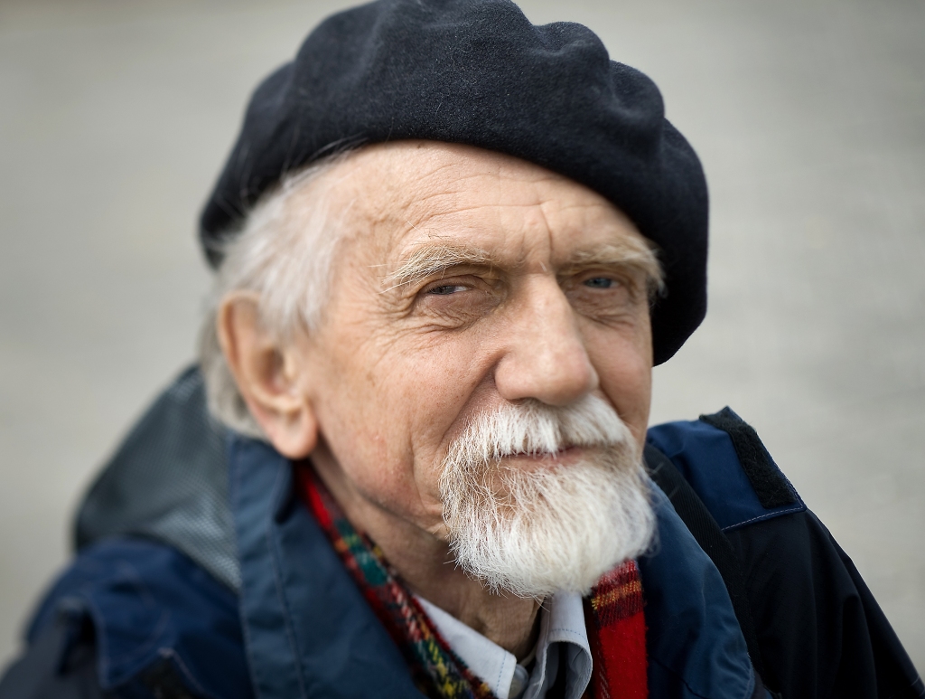 Ivars Seleckis - romānists īsziņu laikmetā