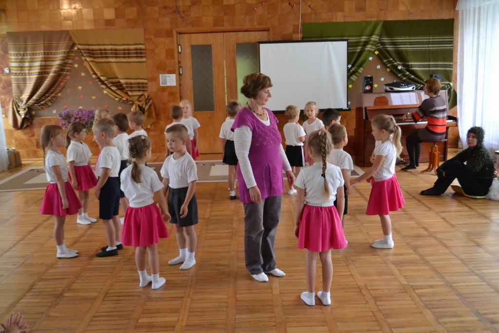 Iepazīst divu tautu tradīcijas