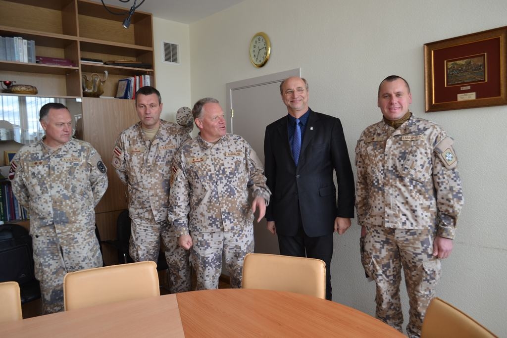 Aizkrauklē viesojas NBS komandieris ģenerālis Raimonds Graube