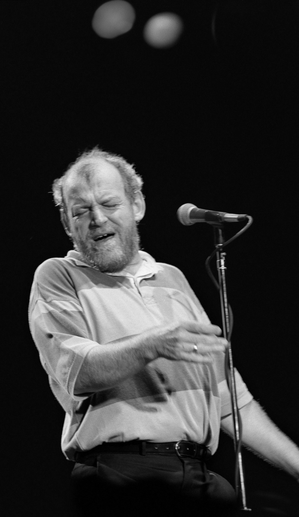 Maigs kā smilšpapīrs. Džo Kokers (20.05.1944.-22.12.2014.)