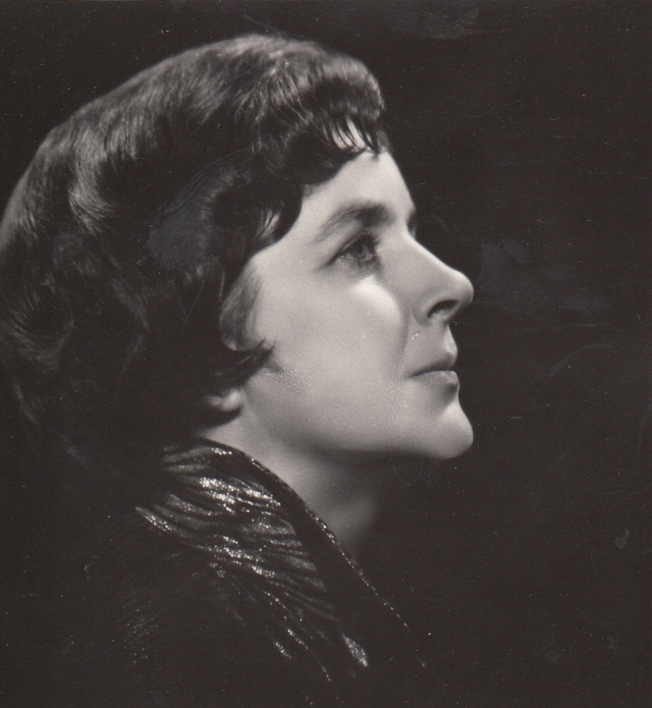 Mūžībā aizgājusi ilggadējā Operas soliste Austra Tauriņa (14.07.1927.–24.12.2014.)
