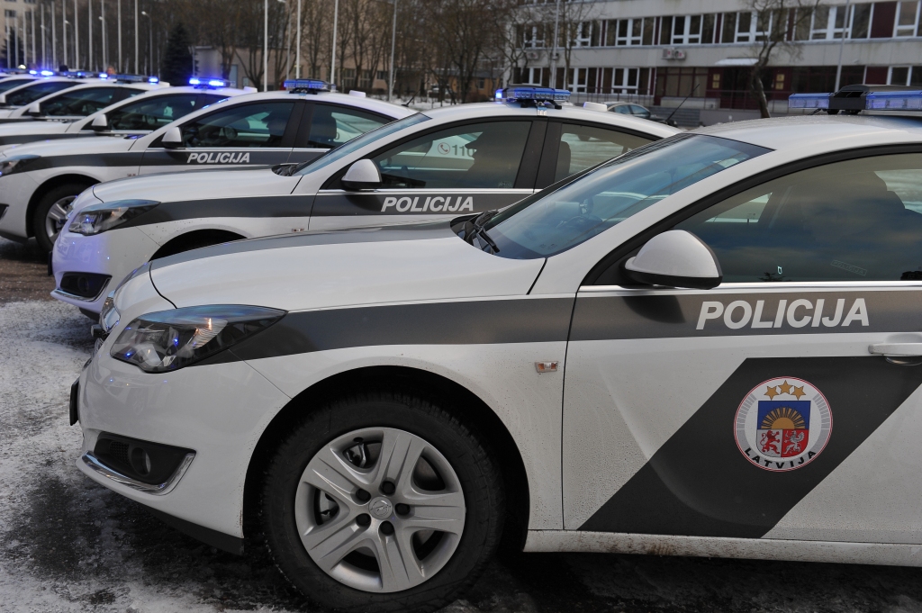 Valsts policija iegādājusies 40 jaunas automašīnas