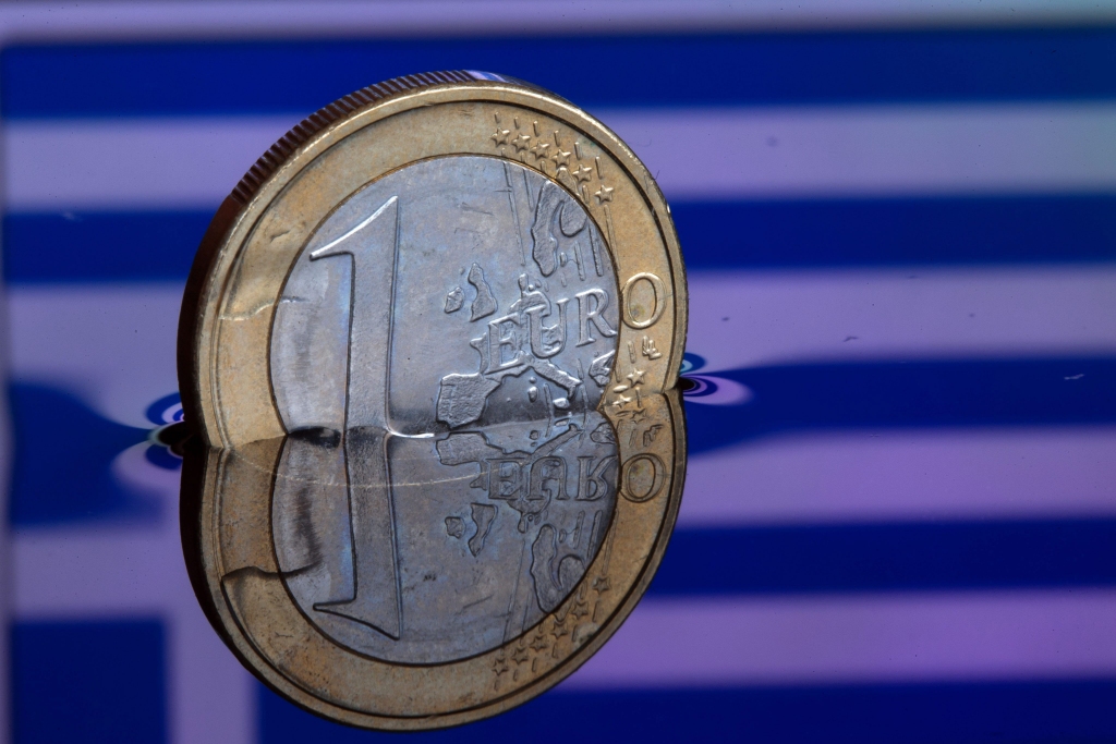 Investors: Eiro – lētākais deviņos gados 