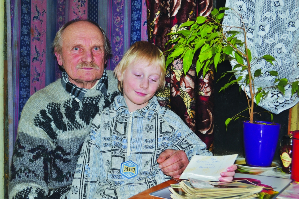 Dēls palīdz dzīvot līdzi laikam