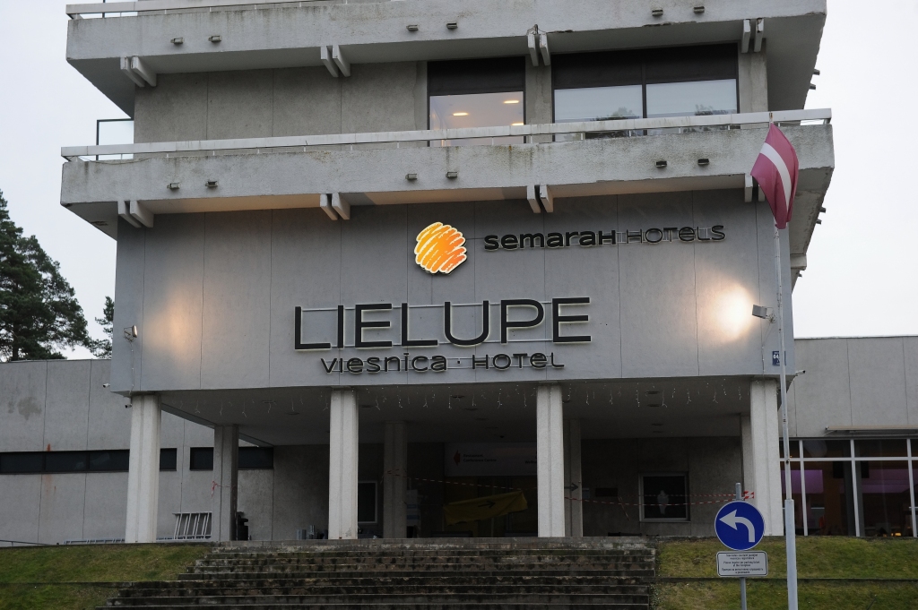 Atjauno SemaraH hotel Lielupe