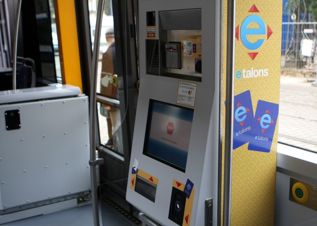 Rīgas sabiedriskā transporta biļetes maksās dārgāk