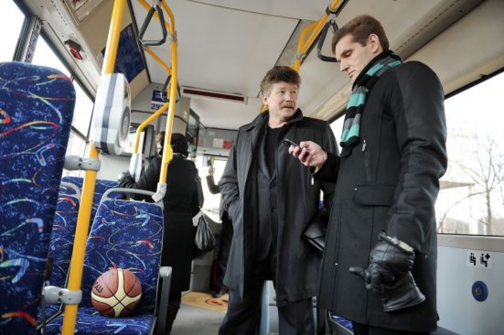 Biļešu cenas celšanai gatavojas ballē
