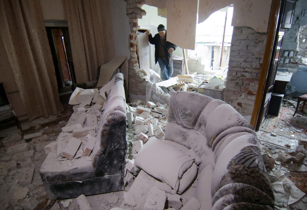 Prokrieviskie teroristi apšauda Mariupoli ar mīnmetējiem; vismaz desmit civilie upuri