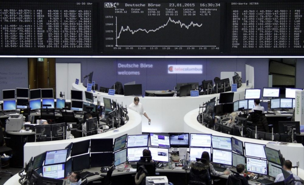 Investors: Akcijas augšā - eiro lejā