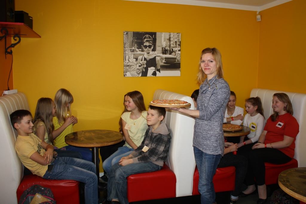 Picu pasūta angļu valodā