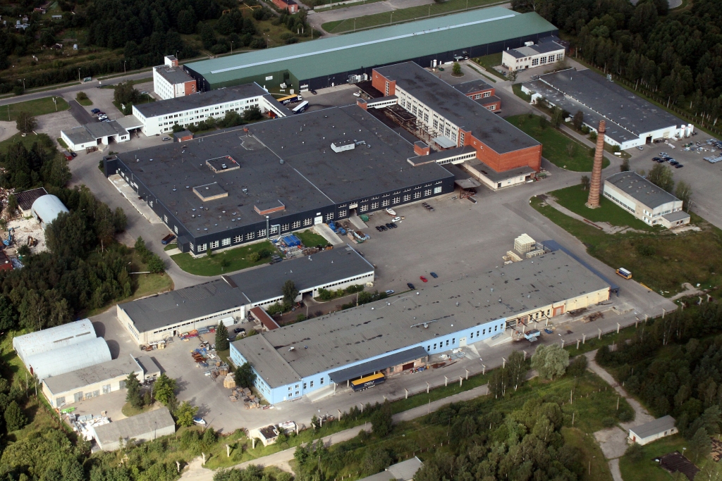 Biznesa centrs pievelk «savējos»
