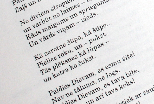 Zvaigznes grāmatnīca Aizkrauklē aicina piedalīties konkursā  “Skaistus dzejoļus es rakstu....”