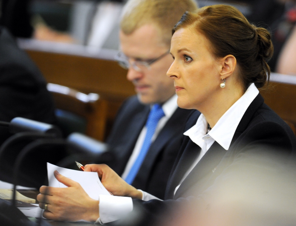 Saeima atbalsta tikumiskās audzināšanas ieviešanu skolās