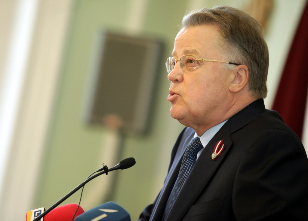 Ulmanis: Politisko tirgu Latvijā vada Lembergs