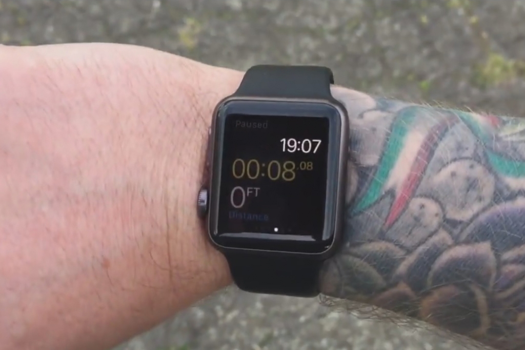 VIDEO: Jaunais Apple Watch nedraudzējas ar tetovētām rokām