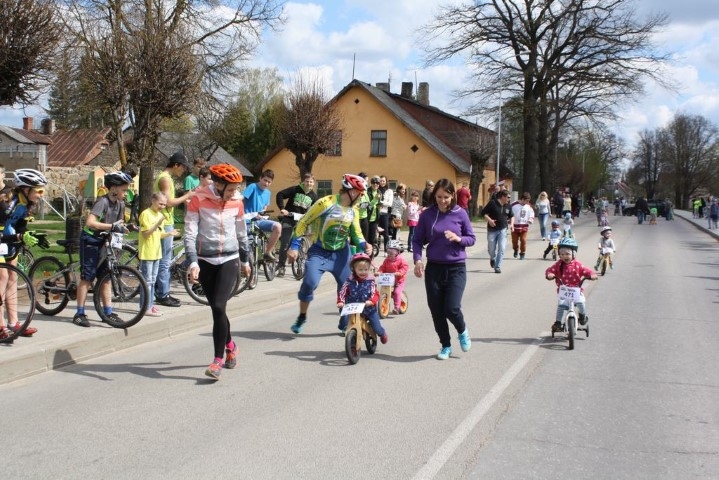 Velobraucienā pārsteigumu netrūkst