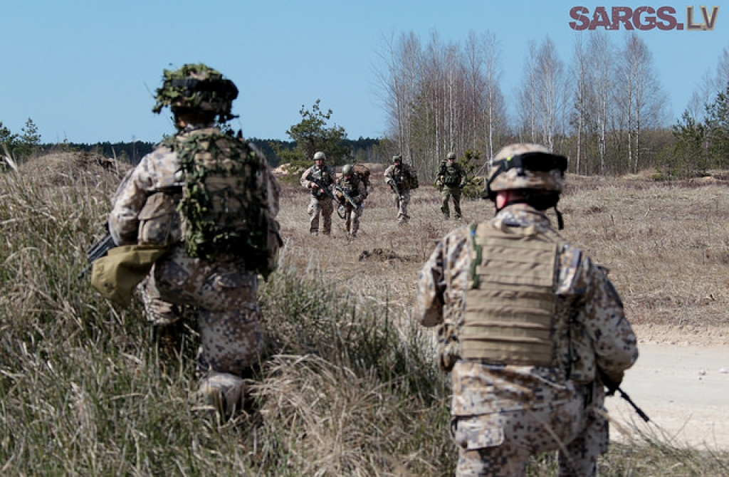 Baltijas valstis lūgs NATO izvietot to teritorijā pastāvīgu brigādi