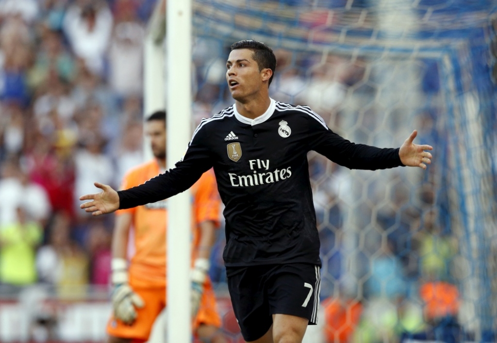 Pelnošākā futbolista Krištianu Ronaldo brīnišķīgā dzīve – kā viņš tērē savu bagātību