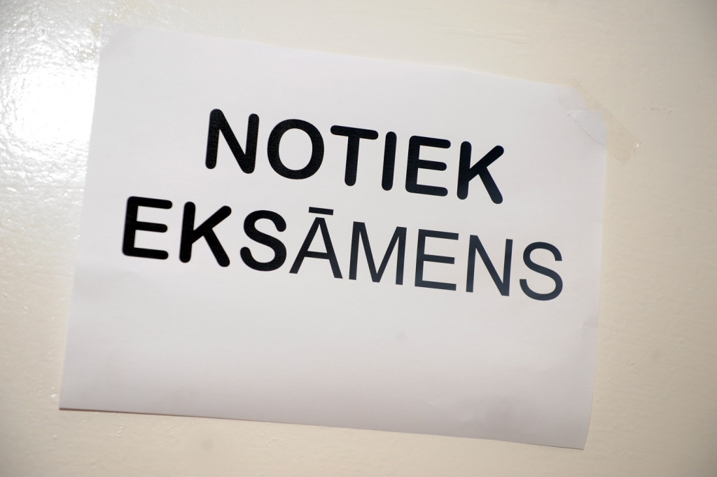 Centralizēto eksāmenu laikā pārkāpumi nav konstatēti