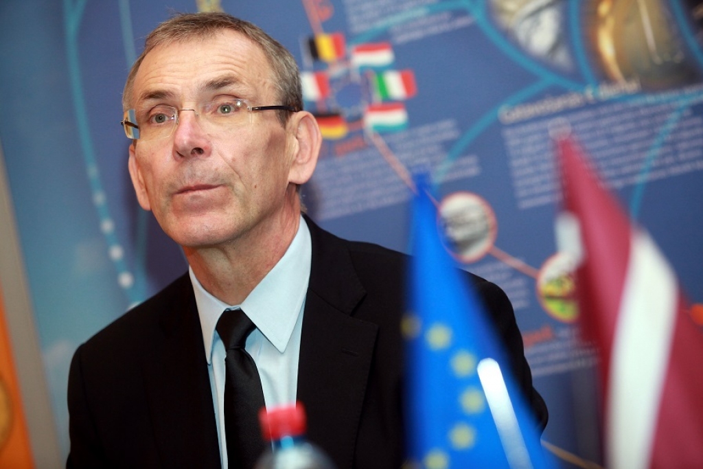 Piebalgs: Nākamā prezidenta neievēlēšana viena kārtā liecinātu par Saeimas mazspēju