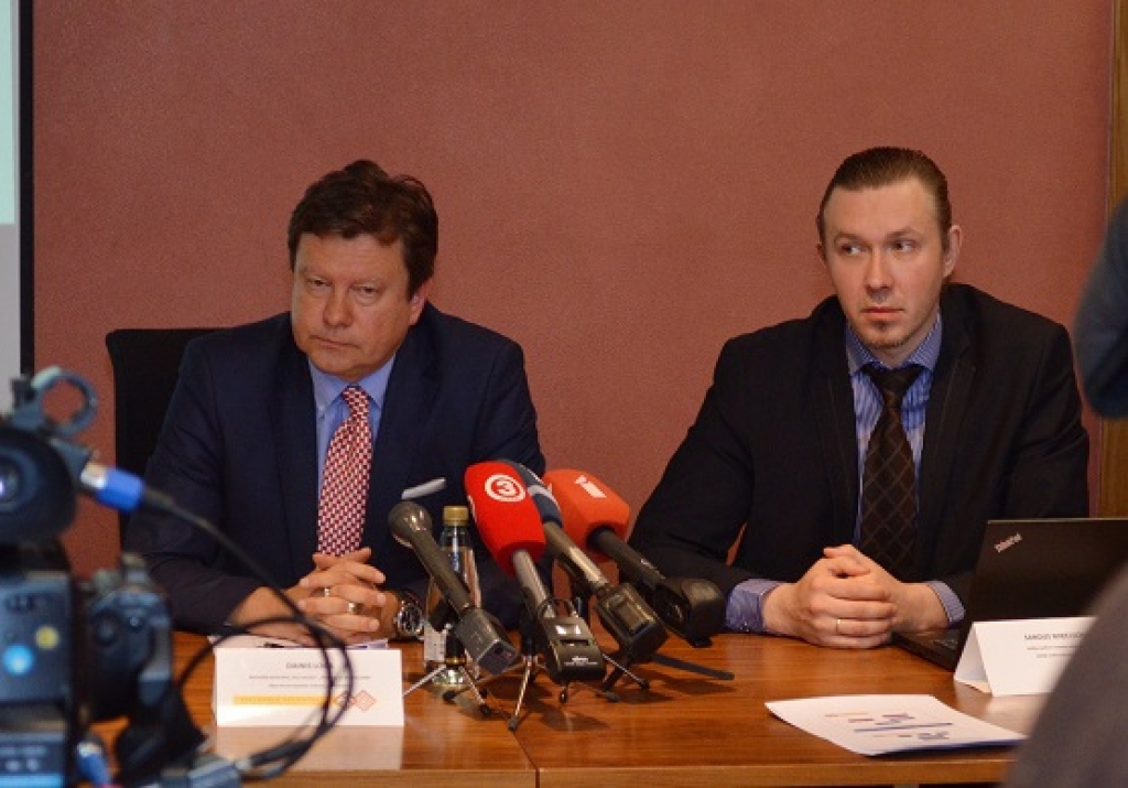 Opozīcija apņemas nodrošināt neatkarīgu iekšējo auditu RD