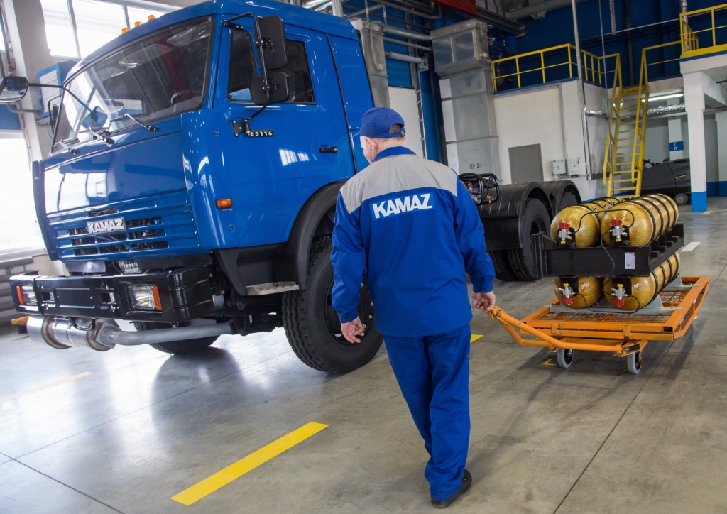 Krievijas uzņēmēju grūtie laiki: Kamaz jūnijā strādās tikai septiņas dienas