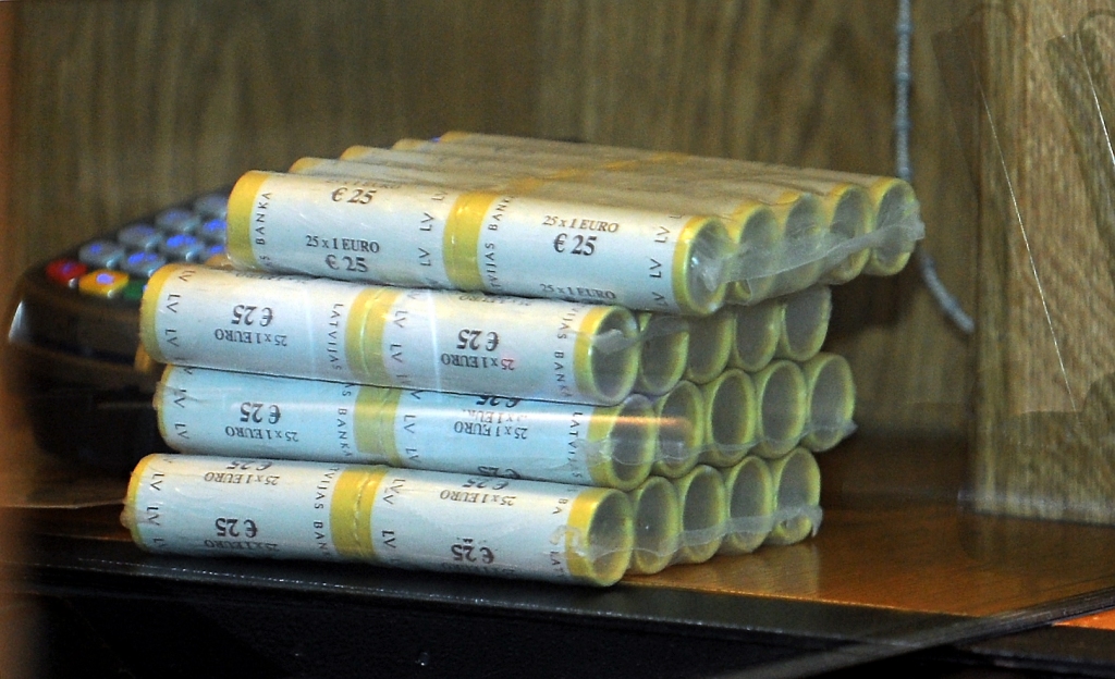 Standard&Poor's saglabā Latvijas kredītreitingu A- līmenī