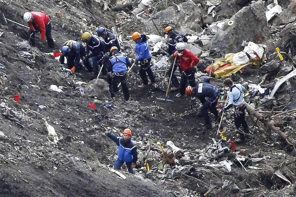 Avarējušās Germanwings lidmašīnas otrais pilots apmeklējis desmitiem ārstu