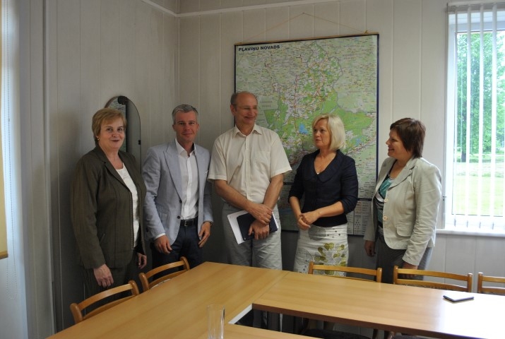 Plāno ieviest vienotus tarifus visiem pasažieru pārvadātājiem
