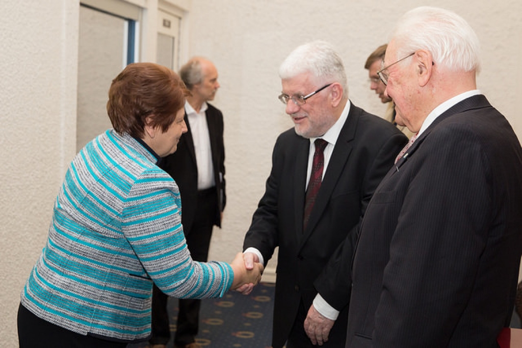 Premjere sola nemainīt valdības plānus par Okupācijas muzeja paplašināšanu
