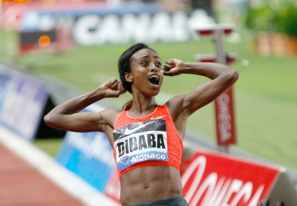 VIDEO: Etiopiešu skrējēja Dibaba uzstāda jaunu pasaules rekordu 1500 metru distancē
