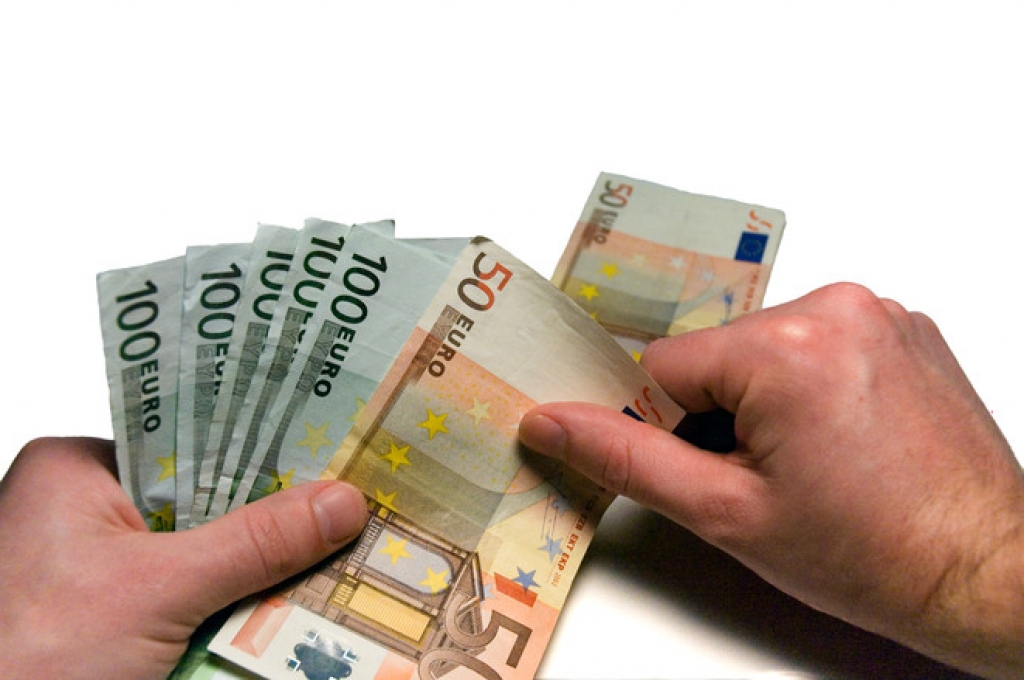 Tikai Dienas Biznesā: Mikrouzņēmumu nodokļa maksātāju nākotne miglā tīta