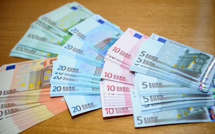 Daudz nepelna un netērē: kas redzams Pļaviņu novada pašvaldības amatpersonu deklarācijās