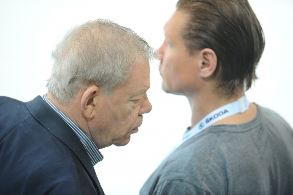 Lipmans atklāj, cik pie izlases stūres pelnīja Beļavskis un Nolans