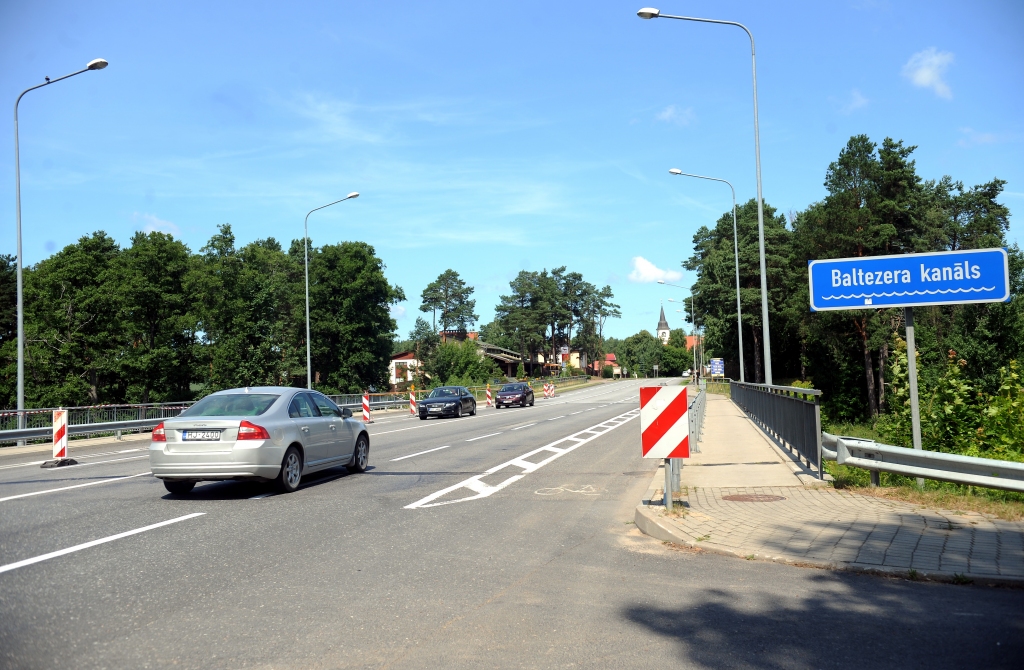 Tallinas šosejas melnajā punktā likvidē kreiso pagriezienu