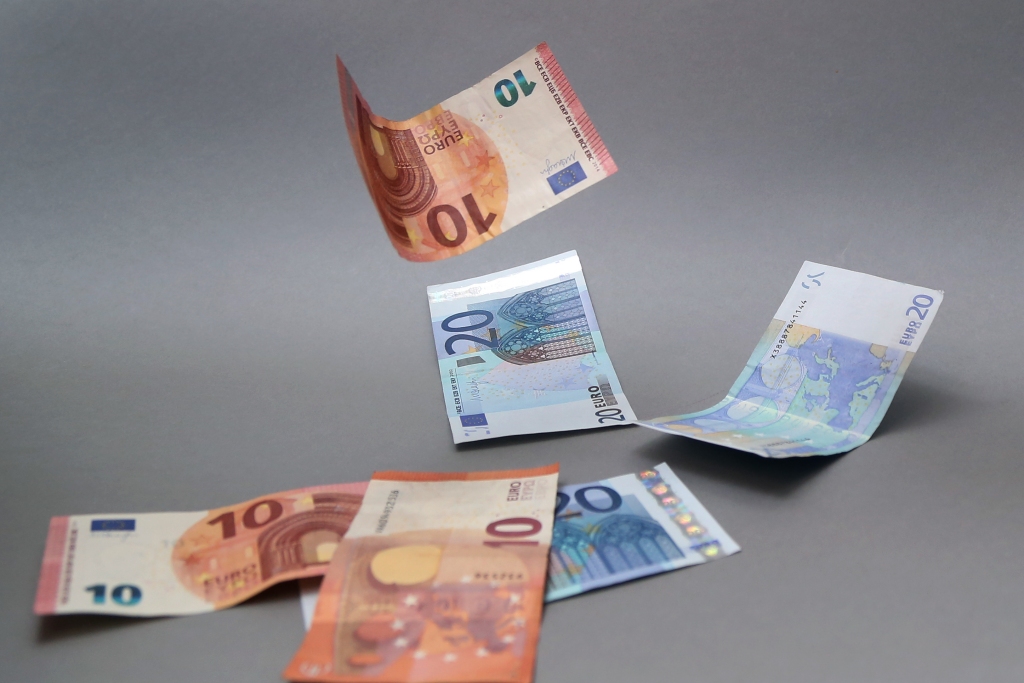 Valdība apstiprina nākamā gada budžeta projektu