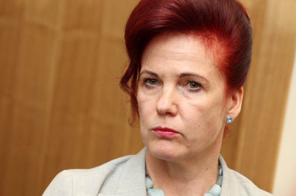 Āboltiņa augustā izraisījusi avāriju; policija drīzumā lūgs Saeimai viņu izdot sodīšanai