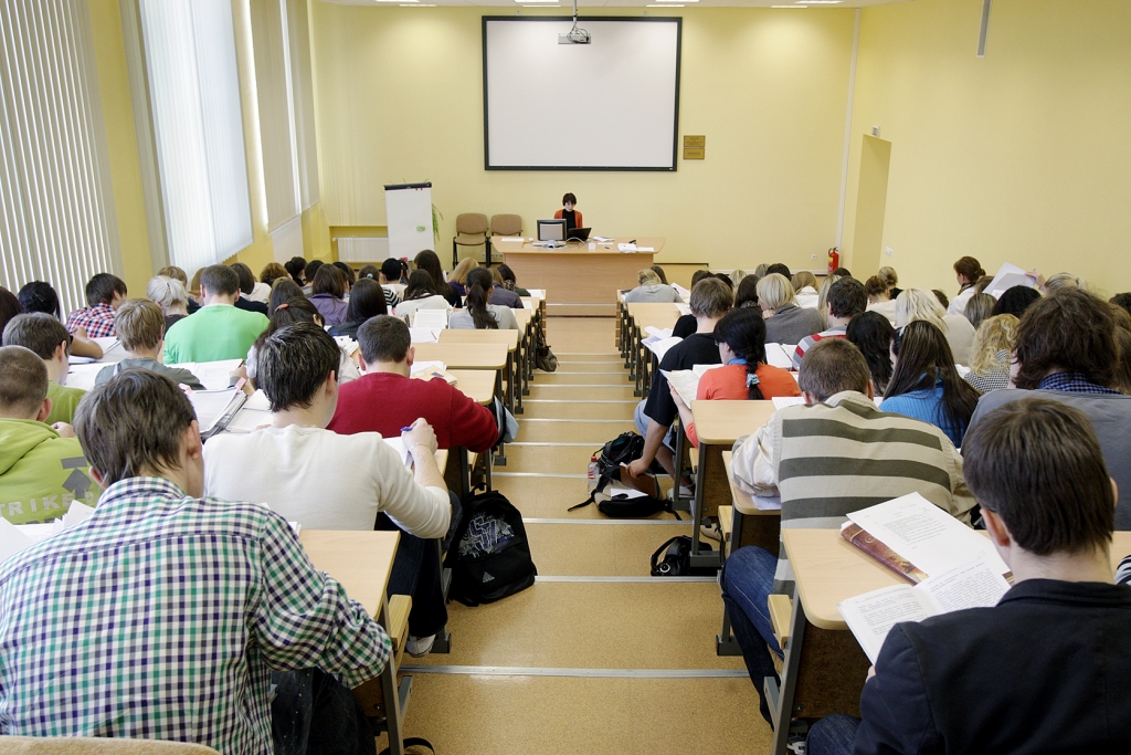 Nebūt studentam, bet mācīties augstskolā