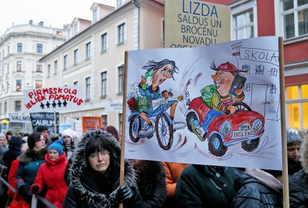 Skolotāji lieliem brīnumiem netic