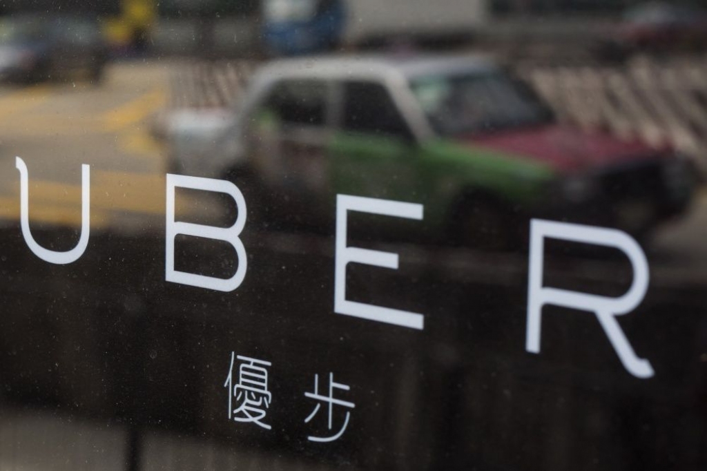 Uber Rīgai met līkumu