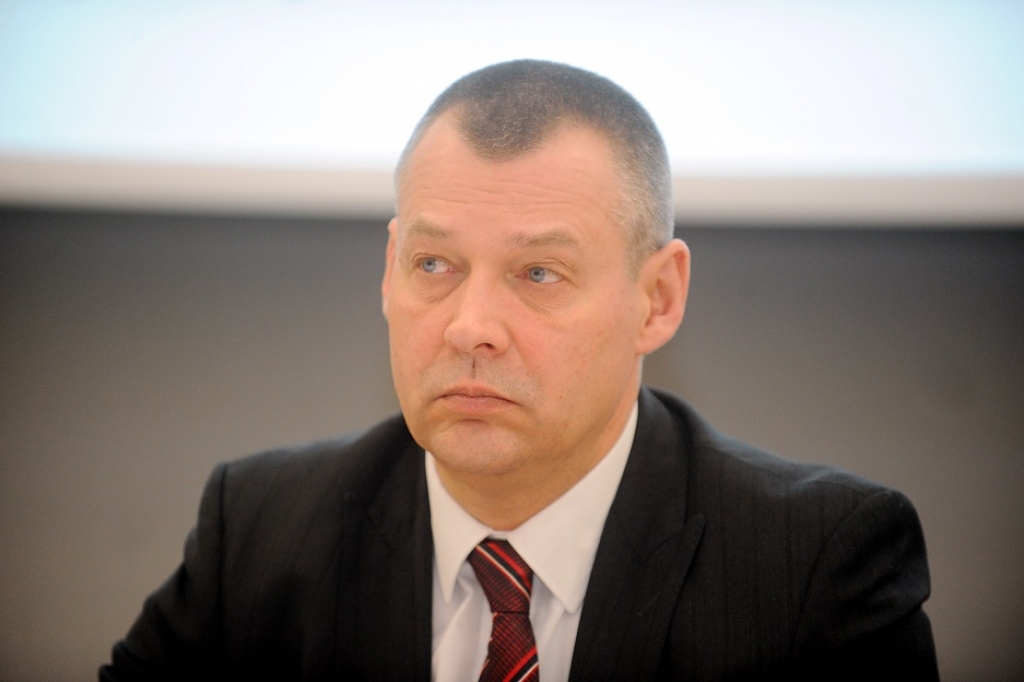 Kravaļa atstādināšana saistāma ar problēmām ES tranzīta regulas ieviešanā