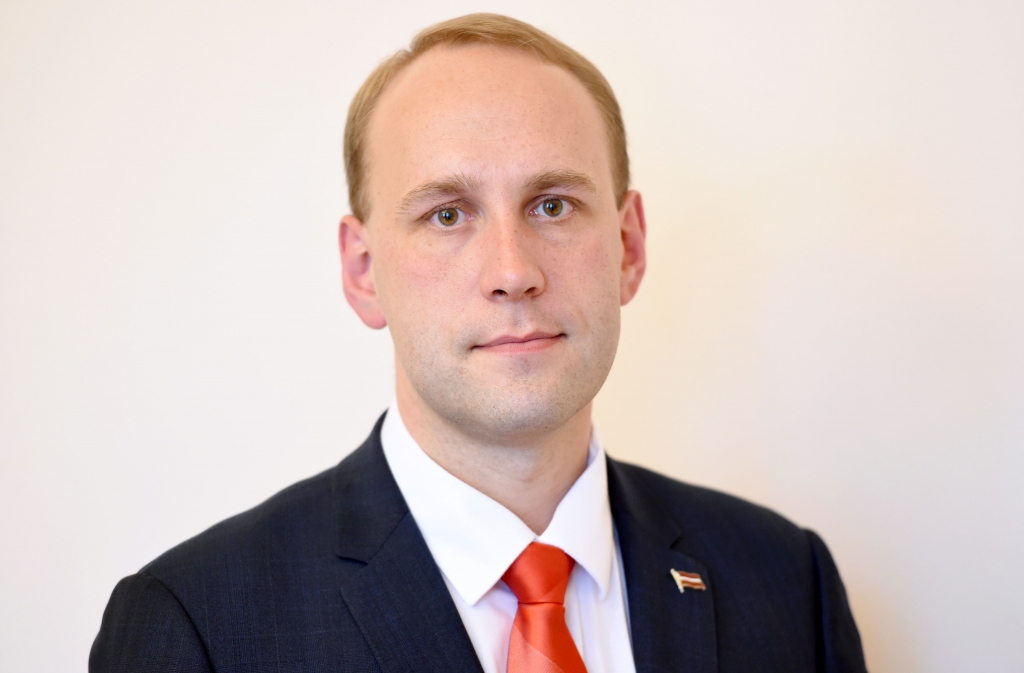 Krieviņš: Ar 1.janvāri Valsts kancelejā sāksim visu no «baltas lapas»