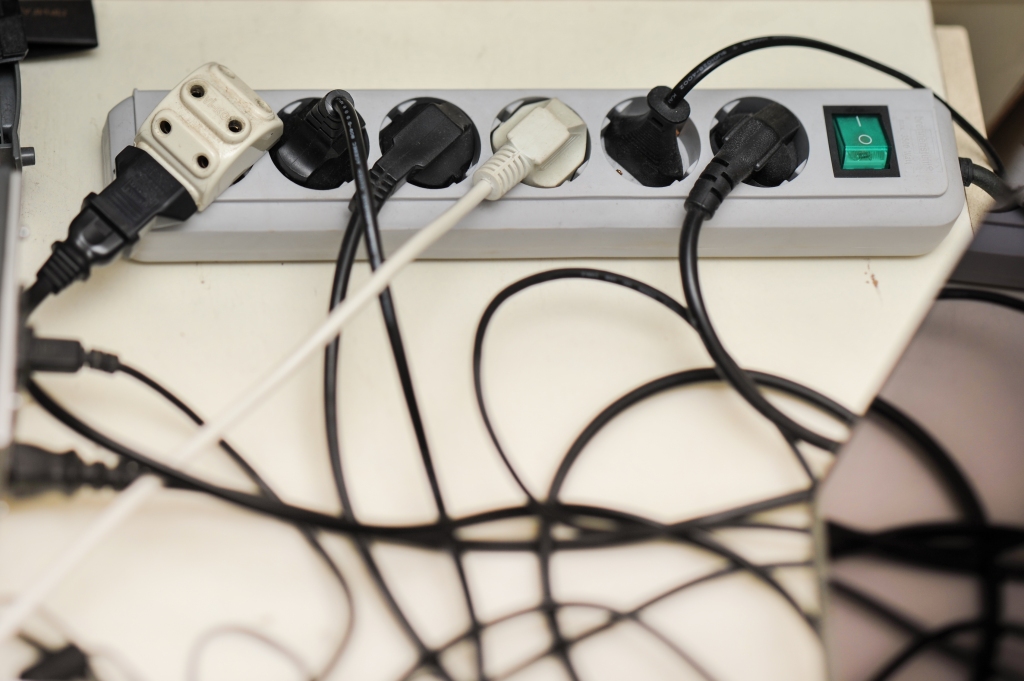 Elektrības tarifi pazemināsies par 6%-8%