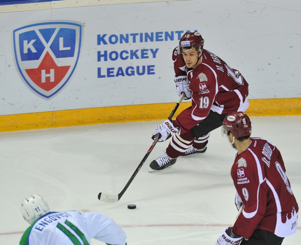 Rīgas Dinamo - Hantimansijskas Jugra (Spēles sākums plkst. 19.30, vārtos Sedlāčeks)
