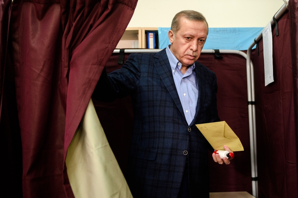 Erdogans pauž gandarījumu par Turcijas vēlēšanu iznākumu