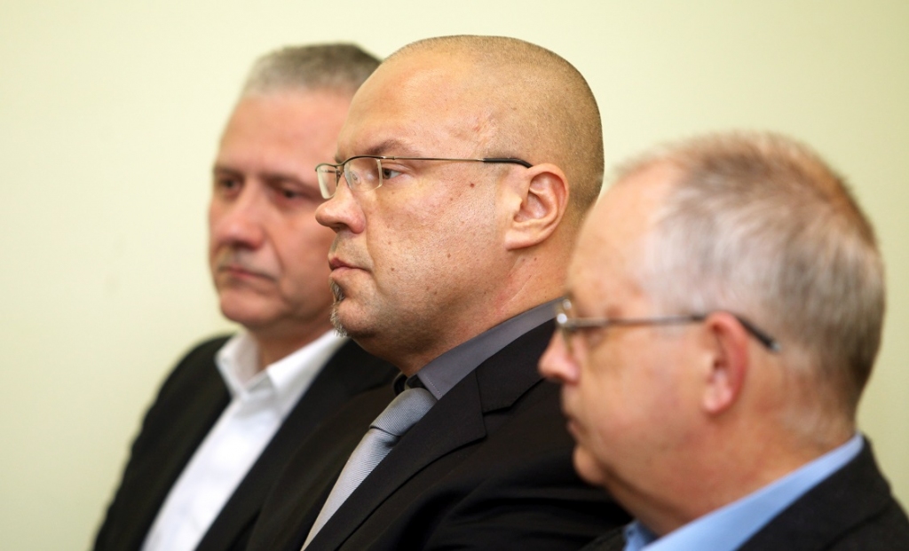 Latvenergo krimināllietā apsūdzētajiem Meļko un Livanovičam naudas sods, Cvetkovs - nevainīgs