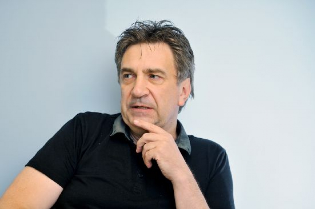 Ēķis: Vēl nav laiks spēlfilmai par barikāžu laiku