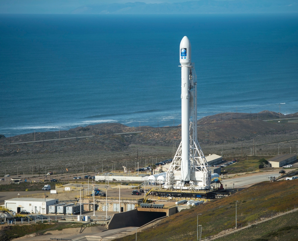 SpaceX nesējraķetes piezemēšanās uz peldošas platformas atkal neveiksmīga